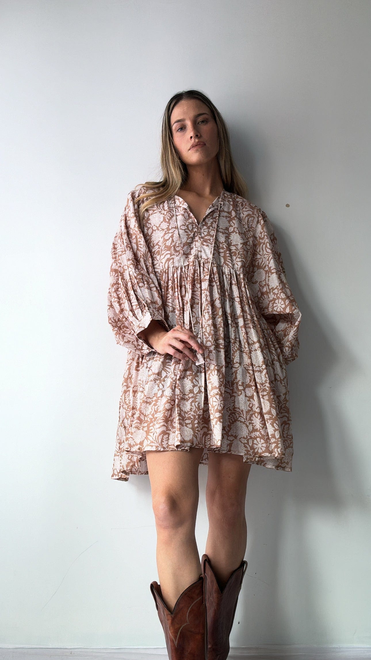 Sistergolden Apparel & Accessories Zana Short Lantern Sleeve Dress