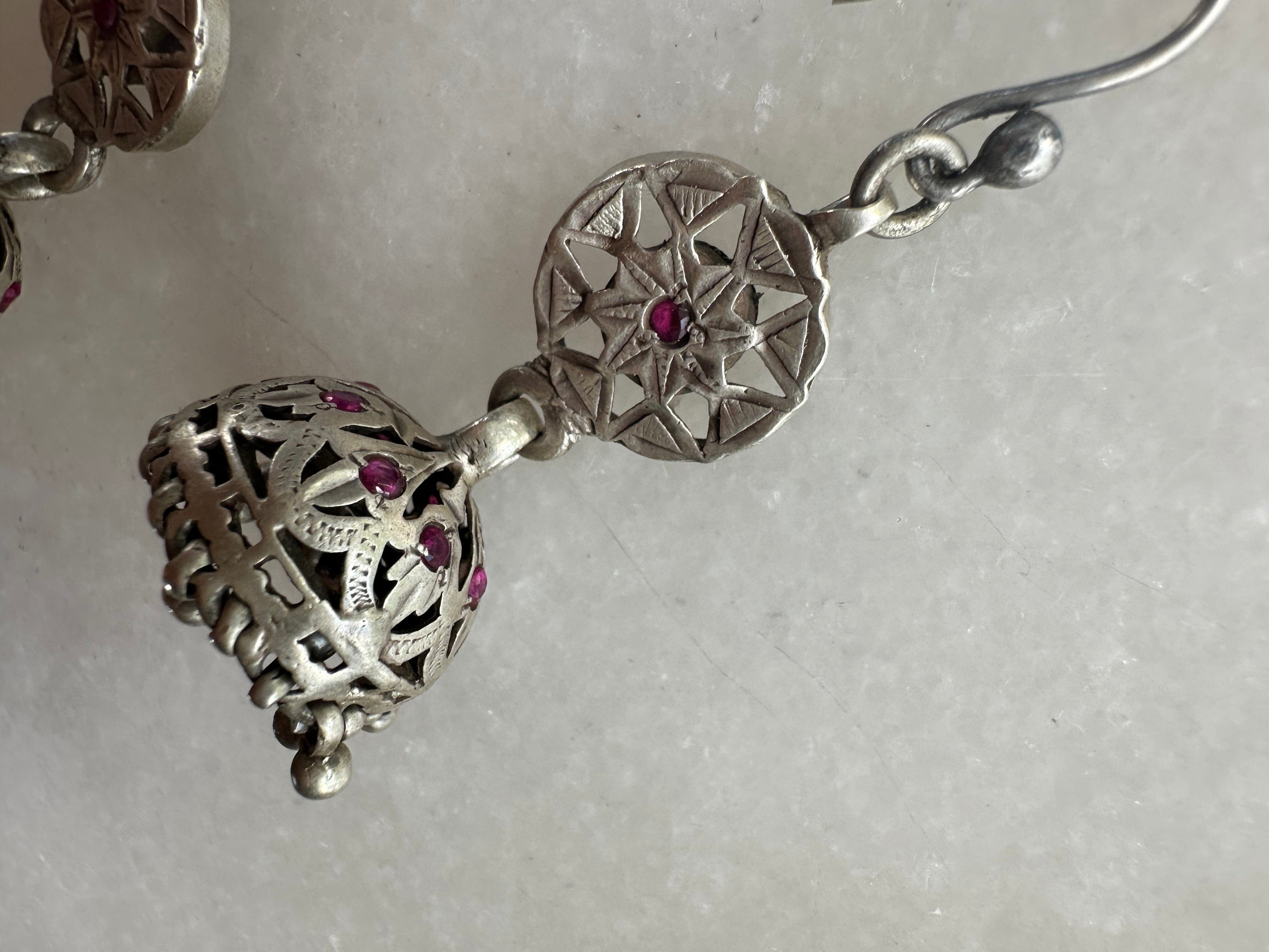 Sistergolden Hindi Bell #1 Silver handmade earrings