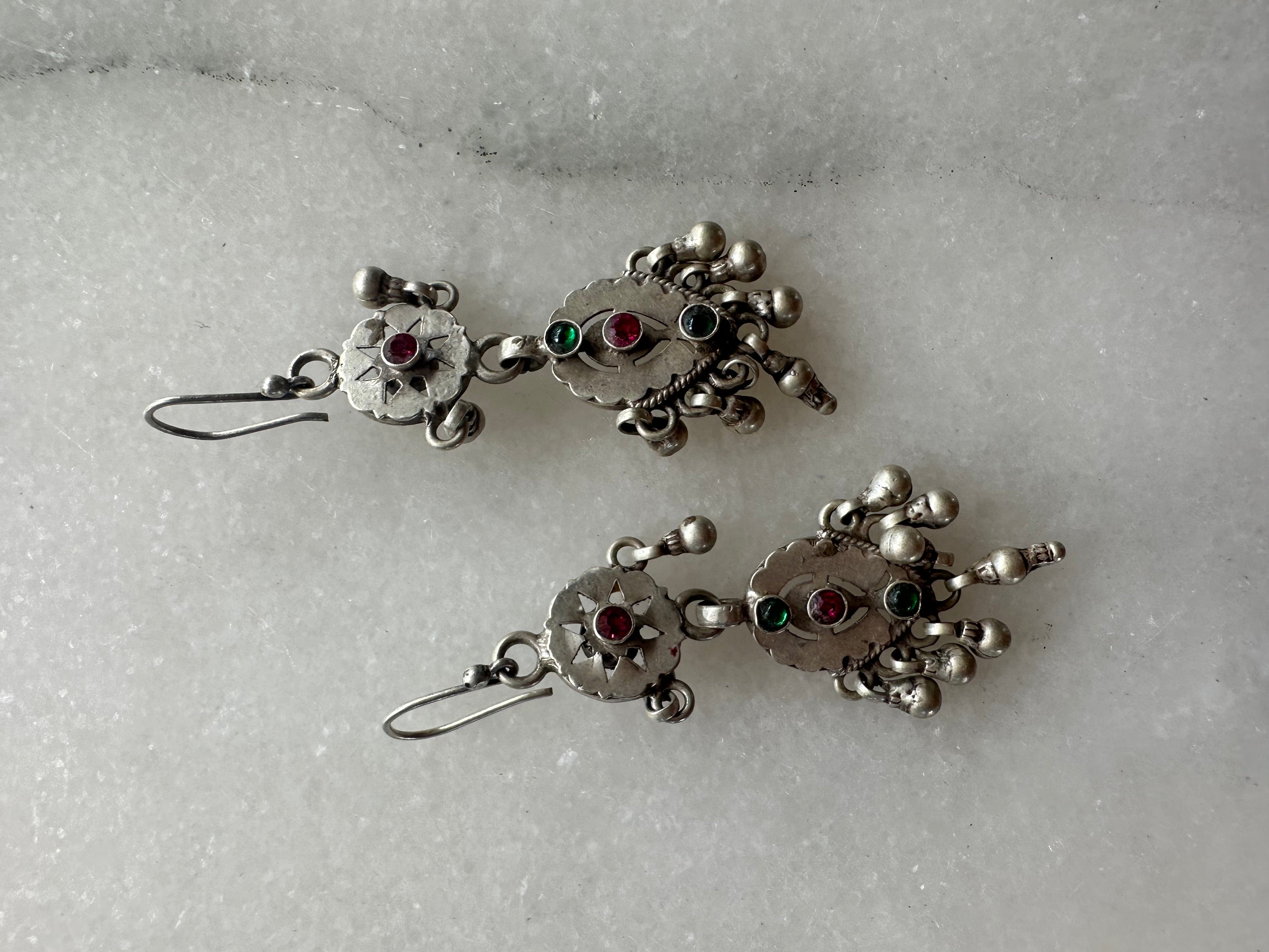 Sistergolden Lakshmi Jewel #2 Silver handmade earrings
