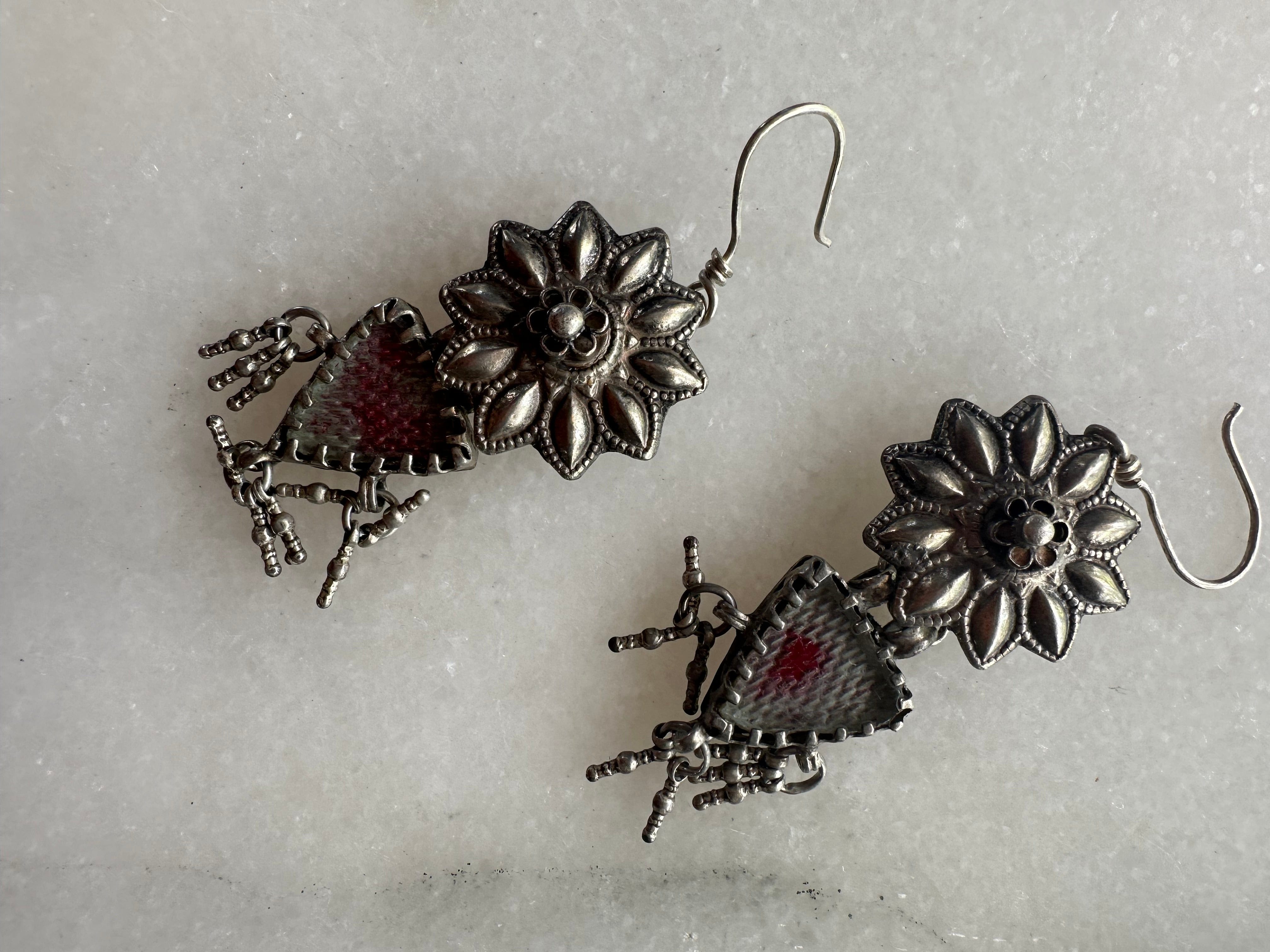 Sistergolden Tibetan Sun Silver handmade earrings