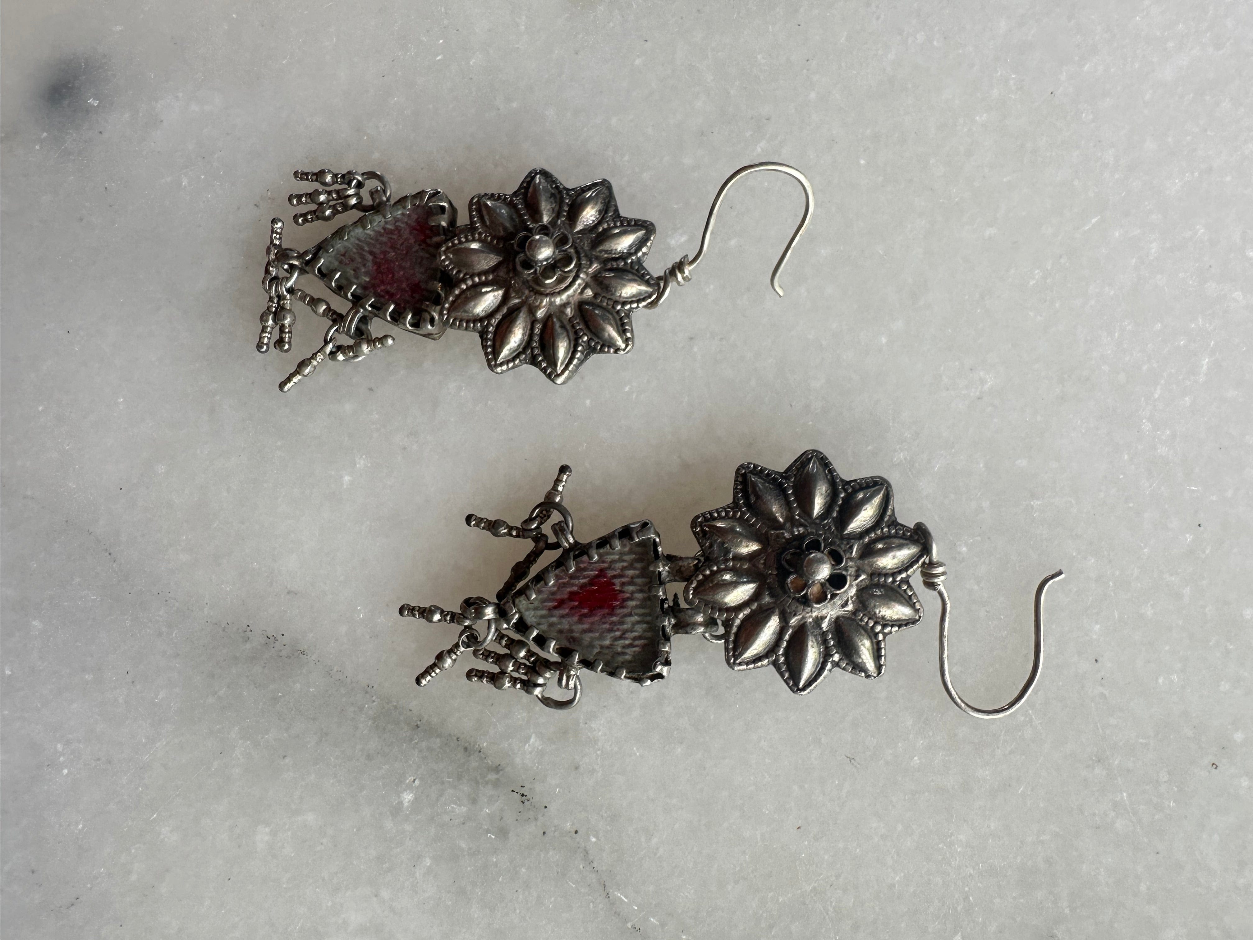 Sistergolden Tibetan Sun Silver handmade earrings
